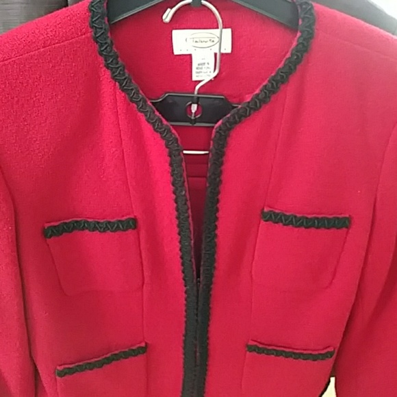 Meet your Posher, Mary - Picture 2 of 2